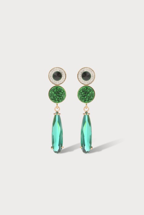 Boucles d'oreilles en laiton doré à l'or fin, avec un cabochon en résine et une goutte en verre.