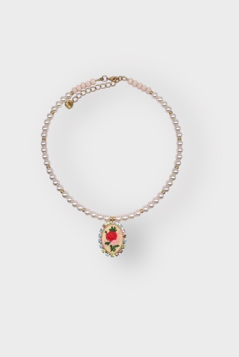 Collier perles set camée fleur