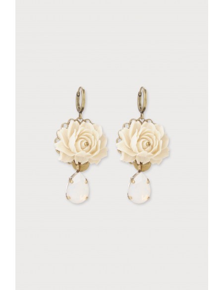 Boucles d'oreilles dormeuses queen Lily ivoire