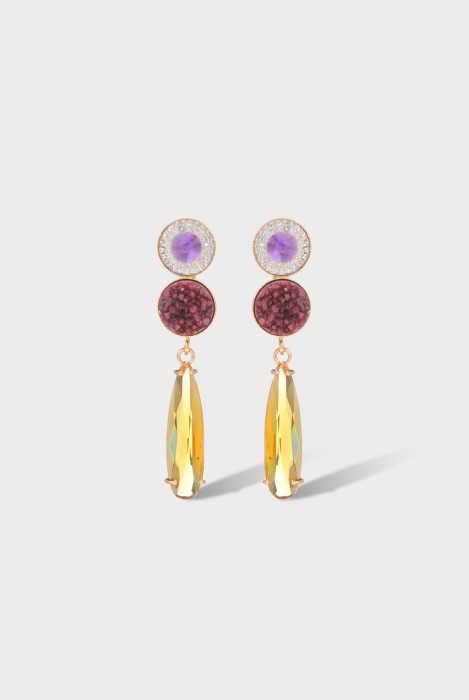 Boucles d'oreilles en laiton doré à l'or fin, avec un cabochon en résine et une goutte en verre.